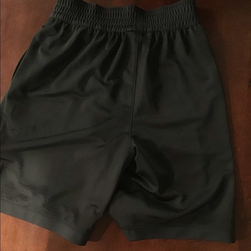UNDER ARMOUR X PROJECT ROCK BOXING STYLE MESH SHORTS - Picture 5 of 5